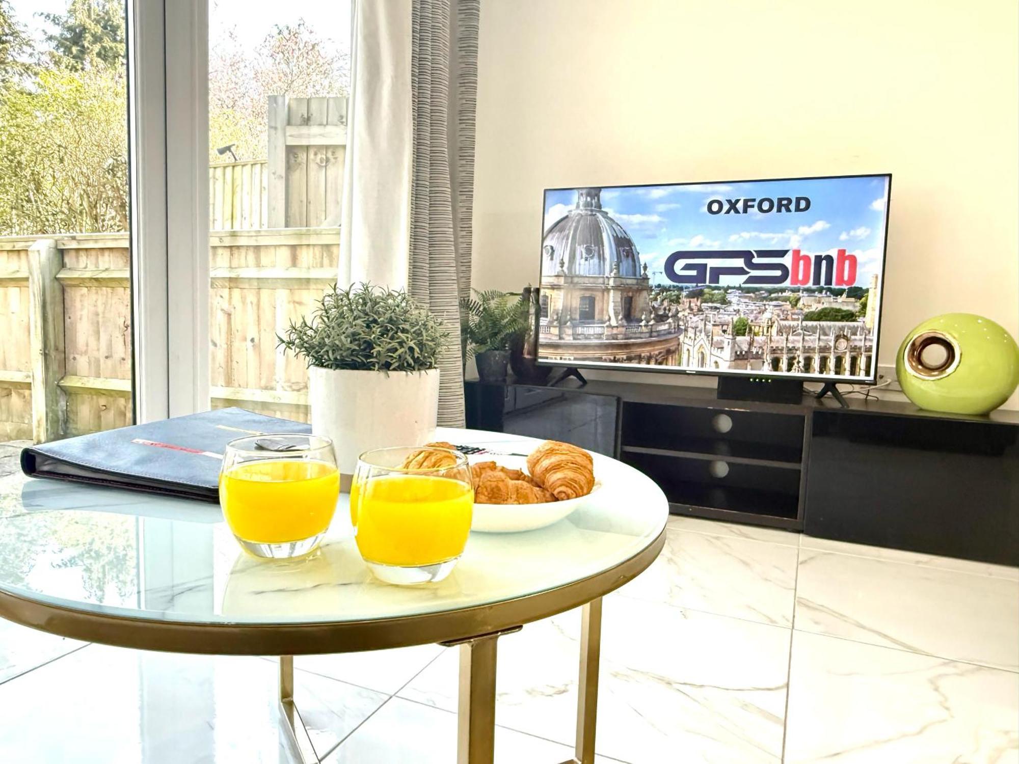 Panorama House, Luxury 2-Bedroom Apartment 2 Kidlington Luaran gambar